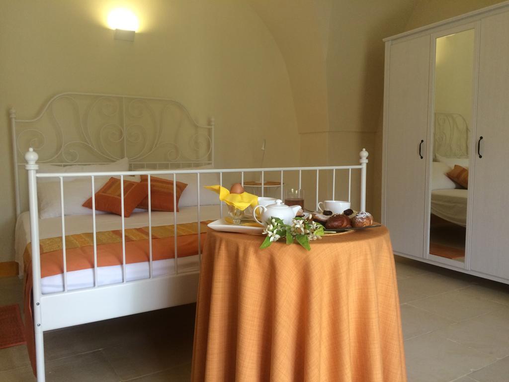 Masseria San Polo Squinzano Екстериор снимка