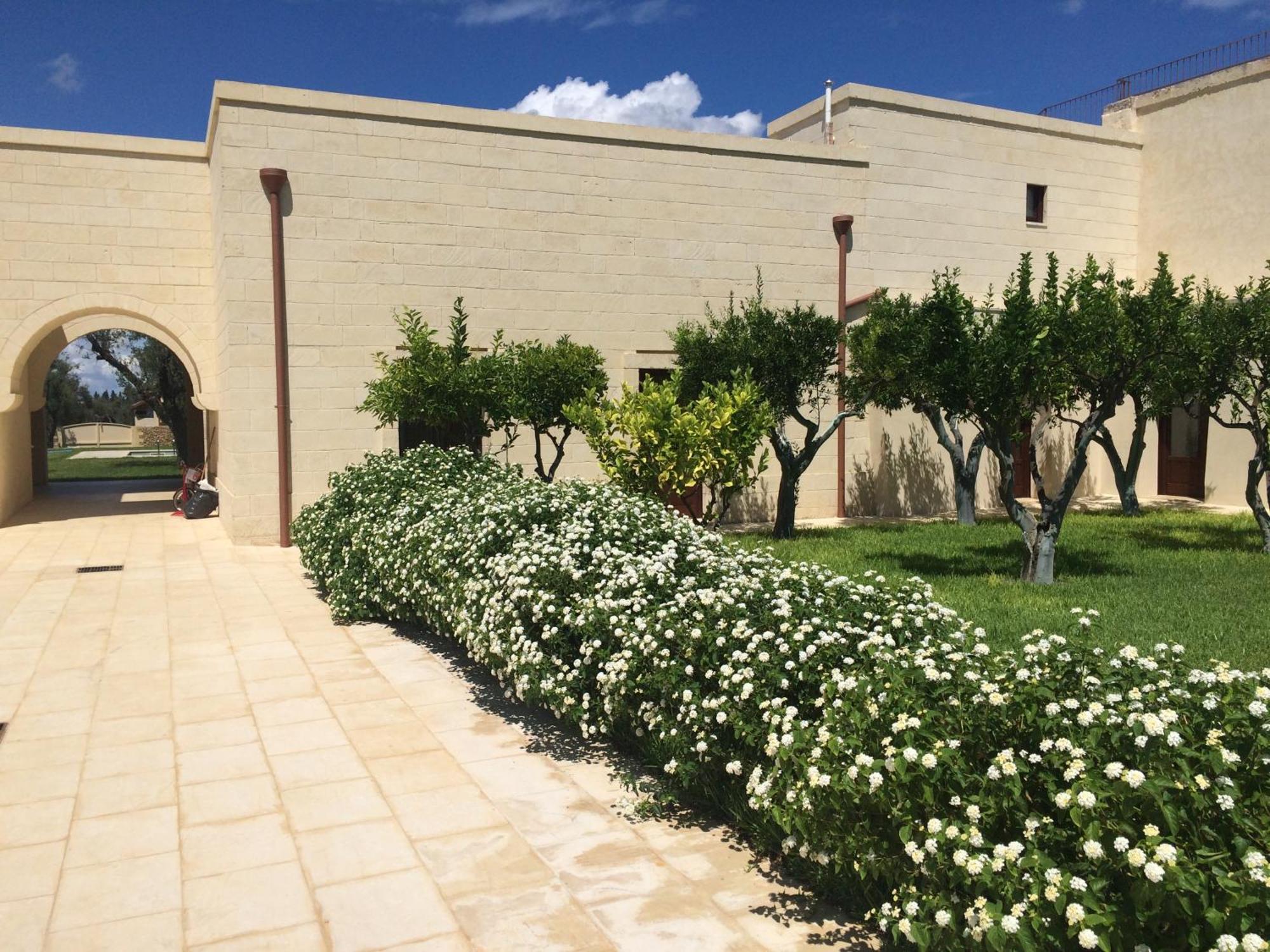 Masseria San Polo Squinzano Екстериор снимка